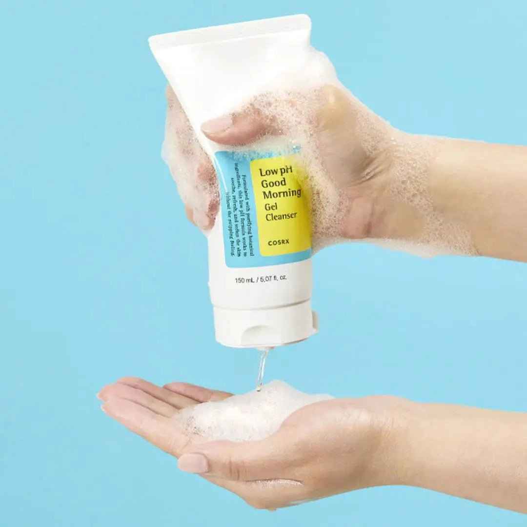 COSRX Low pH Good Morning Gel Cleanser - Gentle COSRX Gel Cleanser for Smooth Skin