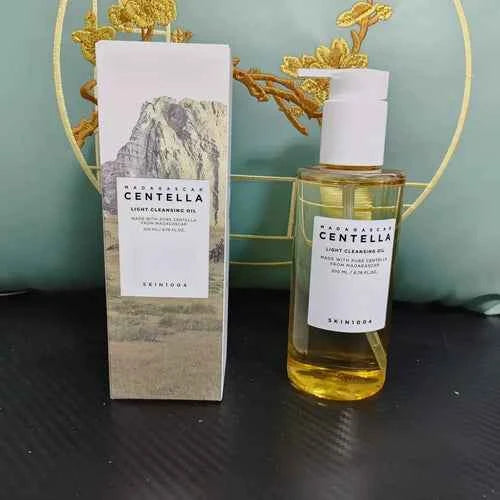 Skin1004 Centella Essence Makeup Remover – Hydrating and Moisturizing Formula